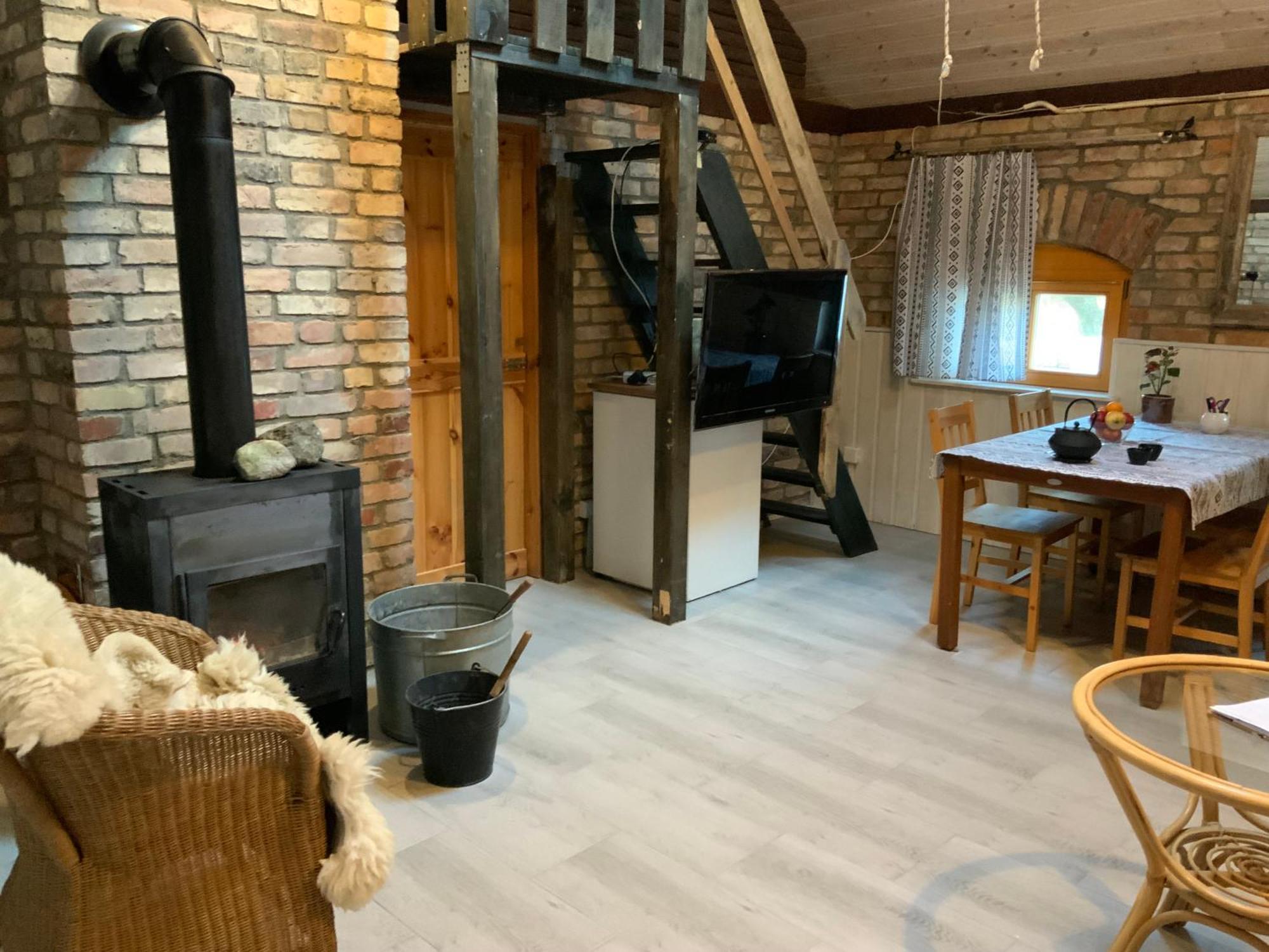 Dworek Swidwie, Gorny Apartament & Harcowka Tanowo Extérieur photo